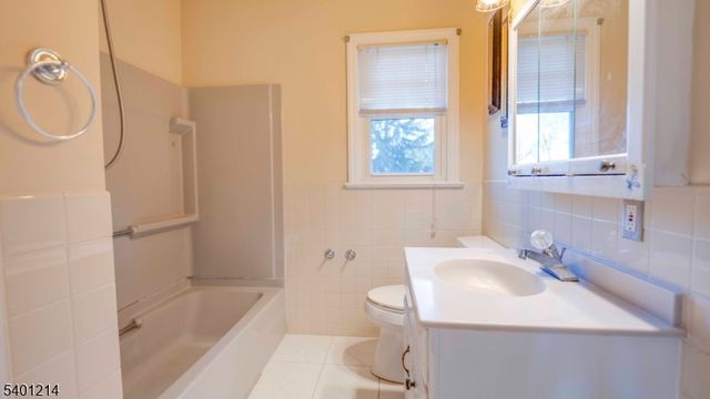 1062 Rt523, Readington Twp., NJ 08822