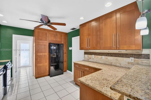 1640 NE 60th St, Fort Lauderdale, FL 33334