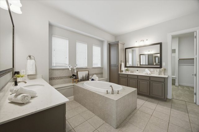 121 Oakwood Lane, Hickory Creek, TX 75065