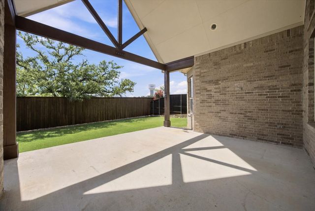 121 Oakwood Lane, Hickory Creek, TX 75065