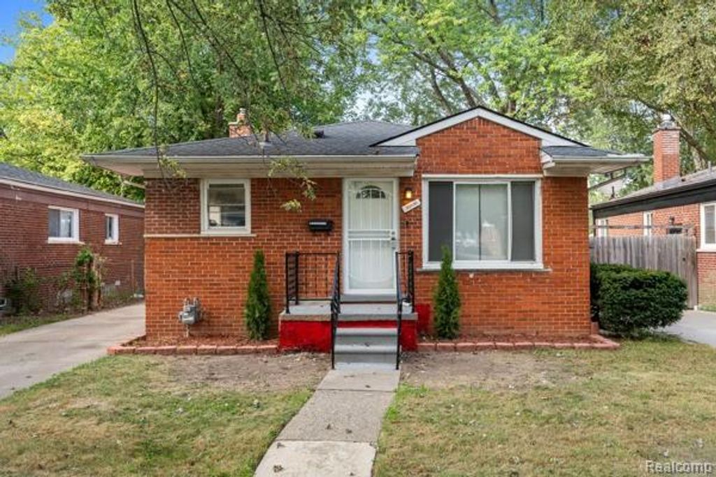 30030 Glenwood Street, Inkster, MI 48141