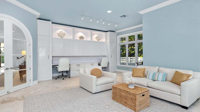 733 N Ocean Boulevard, Delray Beach, FL 33483