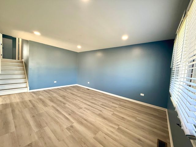 931 Miller Place, Phoenix, IL 60426