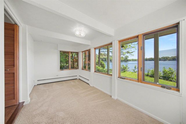 7816 Stonehedge Valley Drive, Gregory, MI 48137