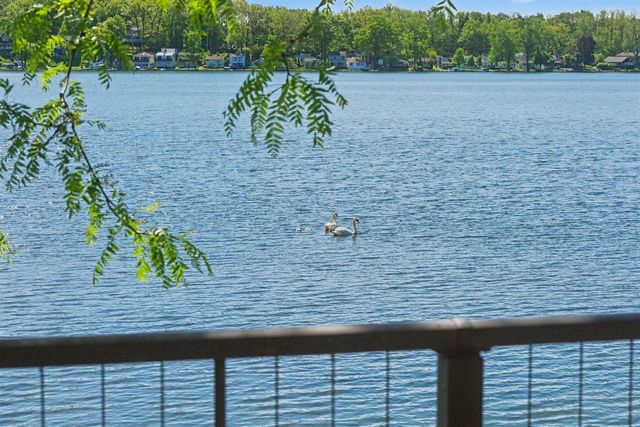7816 Stonehedge Valley Drive, Gregory, MI 48137