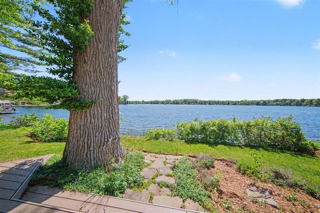 7816 Stonehedge Valley Drive, Gregory, MI 48137