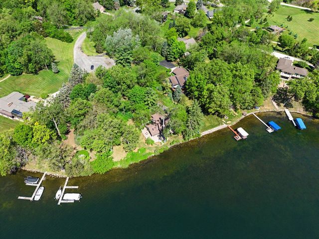 7816 Stonehedge Valley Drive, Gregory, MI 48137