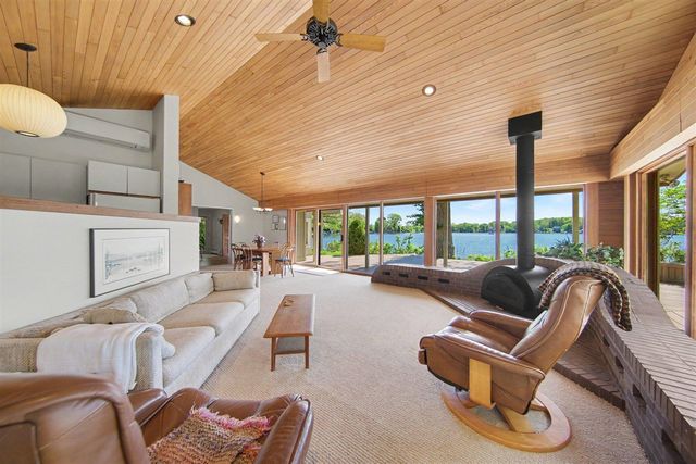 7816 Stonehedge Valley Drive, Gregory, MI 48137