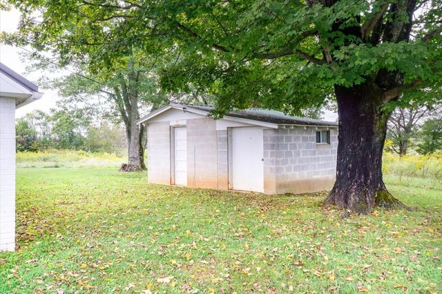 1062 Pleasant Hill Rd, Sparta, TN 38583