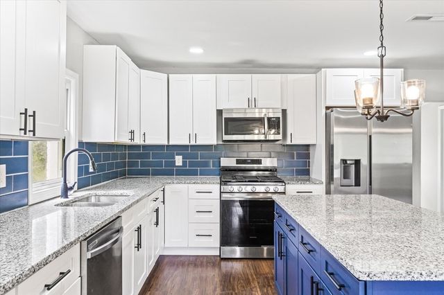 1062 Pleasant Hill Rd, Sparta, TN 38583