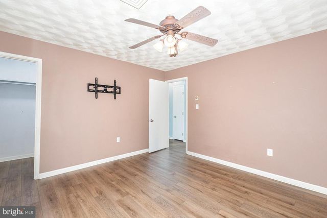 1269 ROUSH RD, Hummelstown, PA 17036