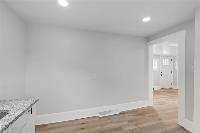 511 N Dunleith Avenue, Winston-salem, NC 27101