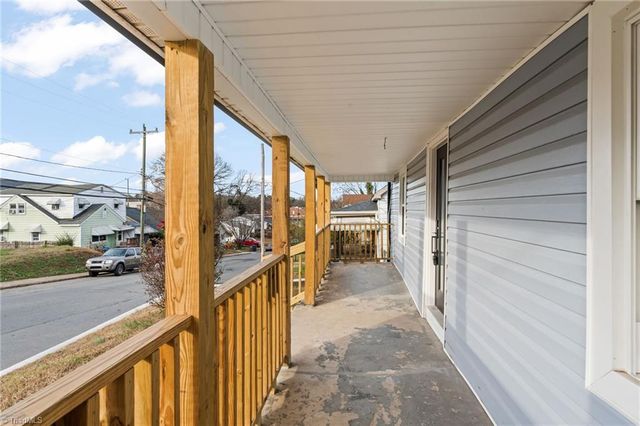 511 N Dunleith Avenue, Winston-salem, NC 27101