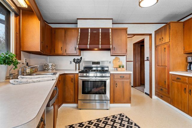 11247 Colony, Pinckney, MI 48169