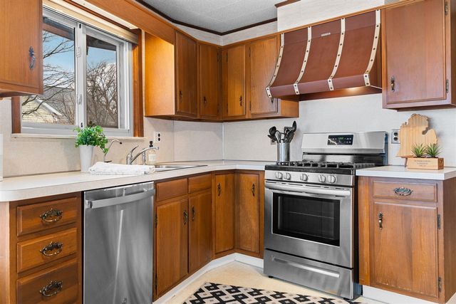 11247 Colony, Pinckney, MI 48169