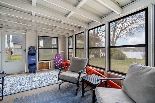 11247 Colony, Pinckney, MI 48169