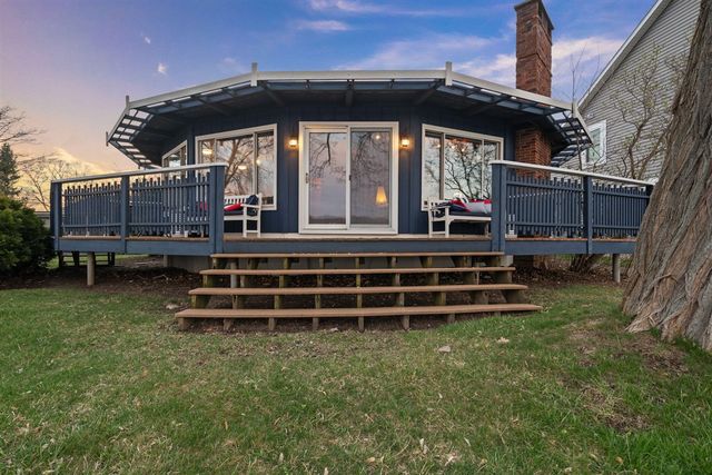 11247 Colony, Pinckney, MI 48169