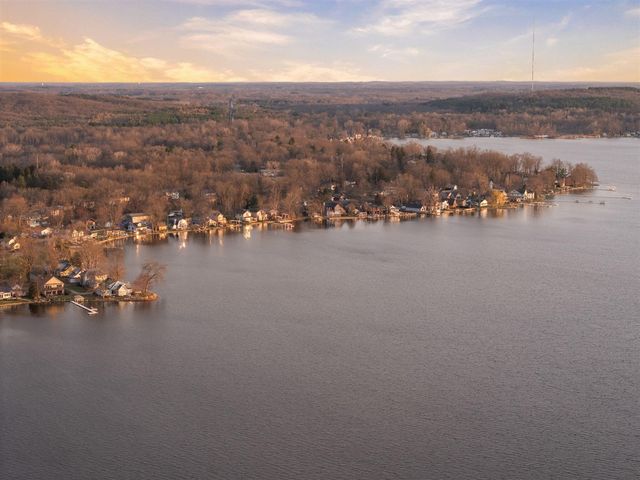 11247 Colony, Pinckney, MI 48169