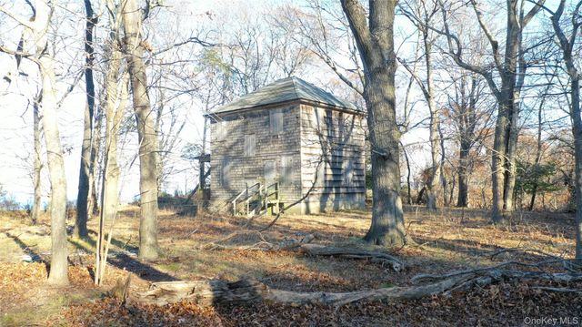 2788 Wading River Road, Wading River, NY 11792