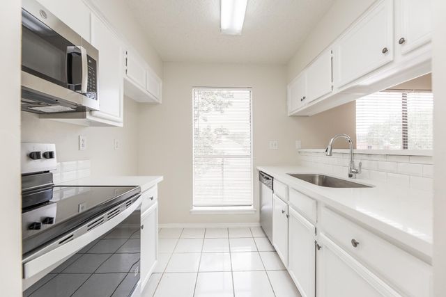 3742 Thistlemont Drive, Houston, TX 77042