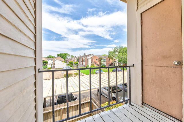 3742 Thistlemont Drive, Houston, TX 77042