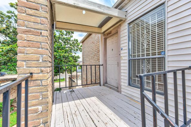3742 Thistlemont Drive, Houston, TX 77042