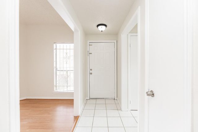 3742 Thistlemont Drive, Houston, TX 77042