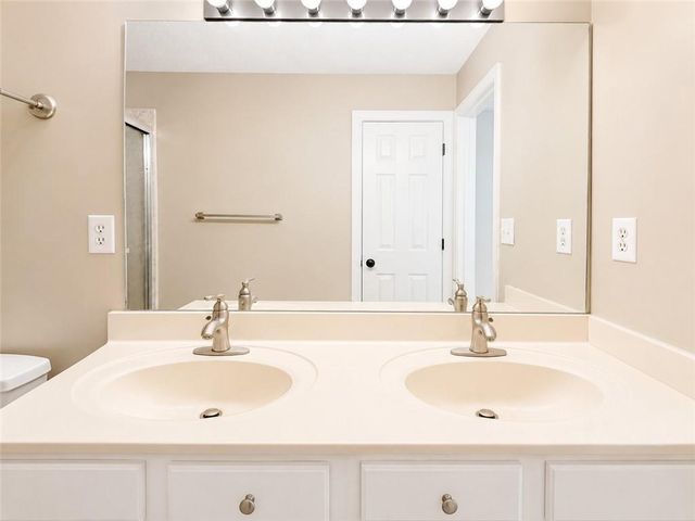 535 Arncliffe Court, Johns Creek, GA 30005