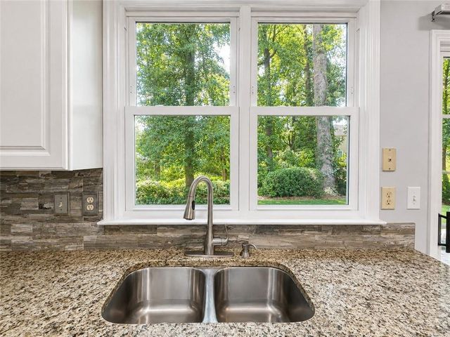 535 Arncliffe Court, Johns Creek, GA 30005