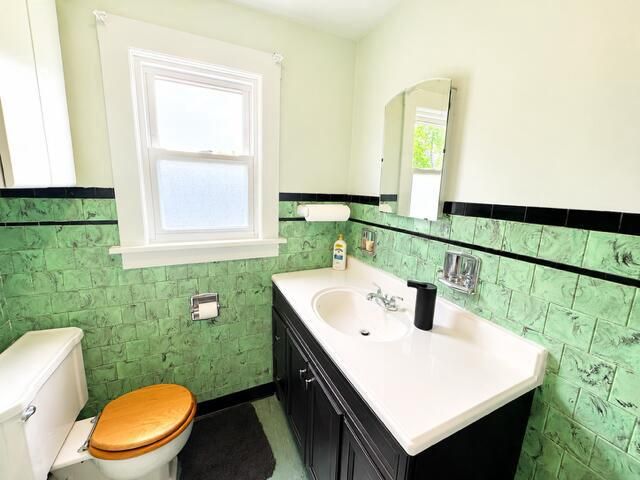 5018 33rd AVENUE, Kenosha, WI 53144