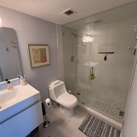 3031 N Ocean Boulevard 807, Fort Lauderdale, FL 33308