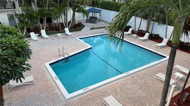 3031 N Ocean Boulevard 807, Fort Lauderdale, FL 33308