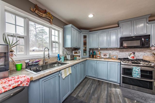 6118 Gribble Road, Jacksonville, AR 72076