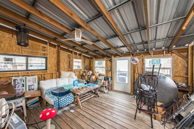 6118 Gribble Road, Jacksonville, AR 72076