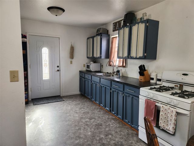 918 W Washington Street, Knoxville, IA 50138