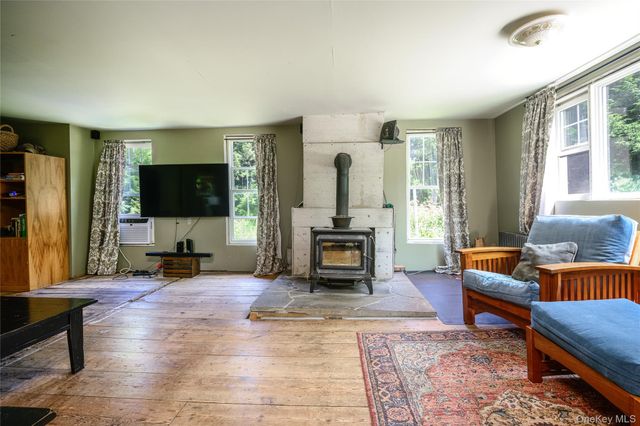 35 Benton Road, Wassaic, NY 12592