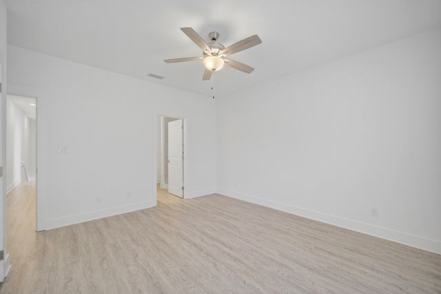 139 Date Palm Lane, Freeport, FL 32439