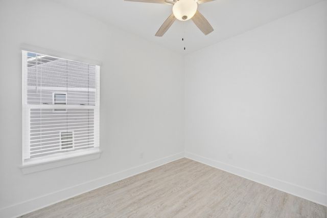 139 Date Palm Lane, Freeport, FL 32439
