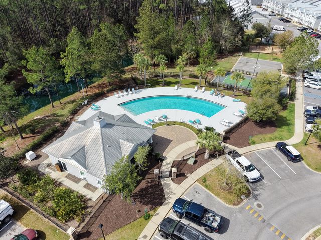 139 Date Palm Lane, Freeport, FL 32439