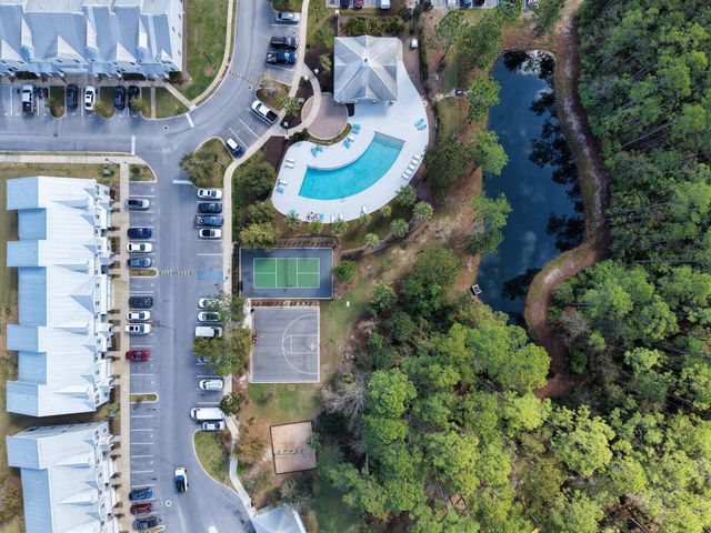 139 Date Palm Lane, Freeport, FL 32439