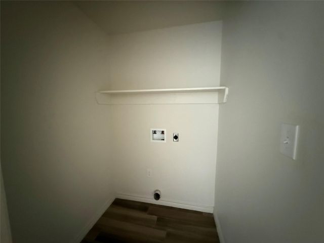 2724 Avenue D 7, San Leon, TX 77539