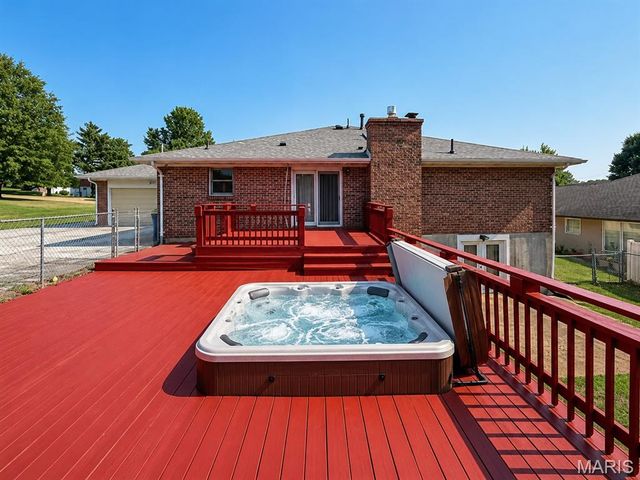 1603 Ronny Dr, De Soto, MO 63020