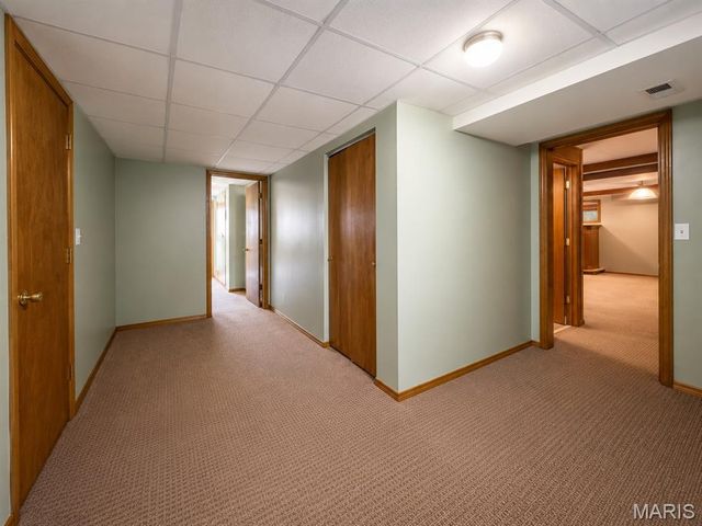 1603 Ronny Dr, De Soto, MO 63020