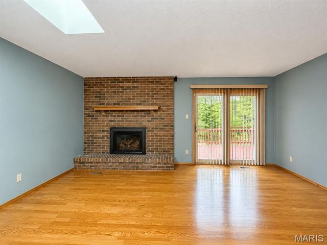 1603 Ronny Dr, De Soto, MO 63020