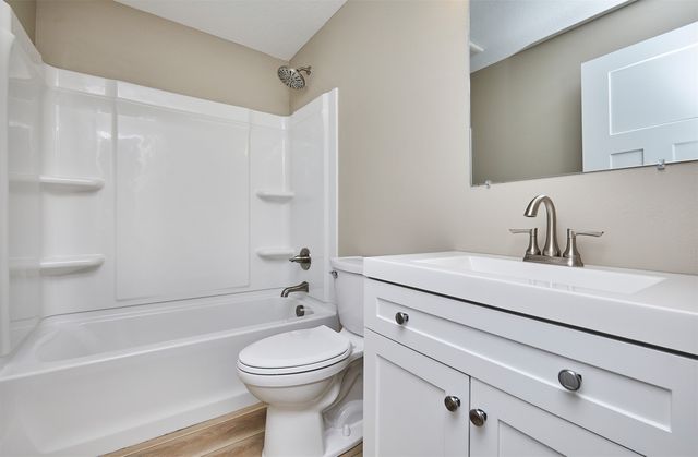 4690 NE 31st Street, Des Moines, IA 50317