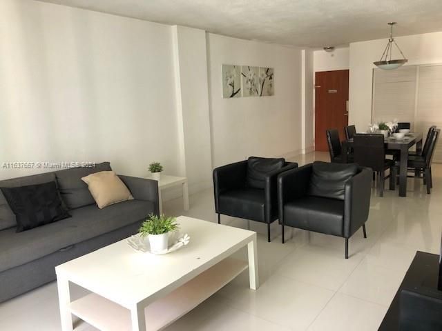 3801 S Ocean Dr 9A, Hollywood, FL 33019