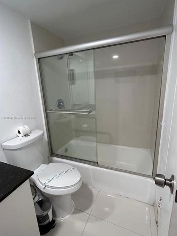 3801 S Ocean Dr 9A, Hollywood, FL 33019