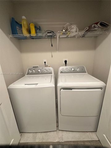 384 NW 11th Avenue 384, Florida City, FL 33034