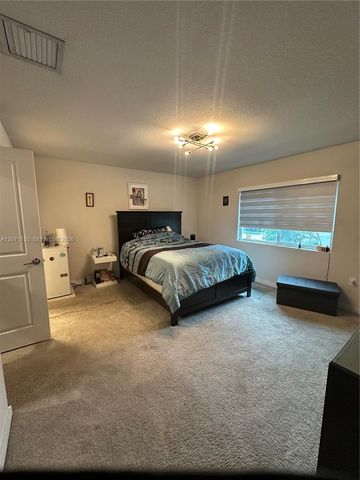 384 NW 11th Avenue 384, Florida City, FL 33034
