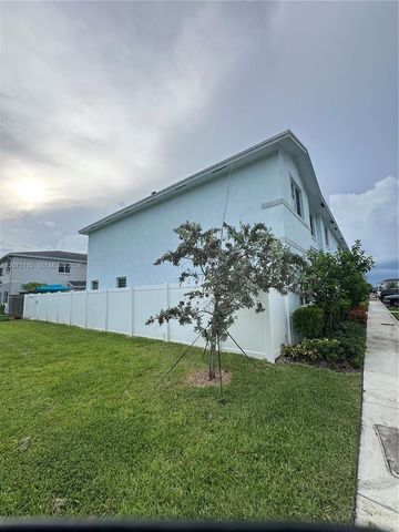 384 NW 11th Avenue 384, Florida City, FL 33034